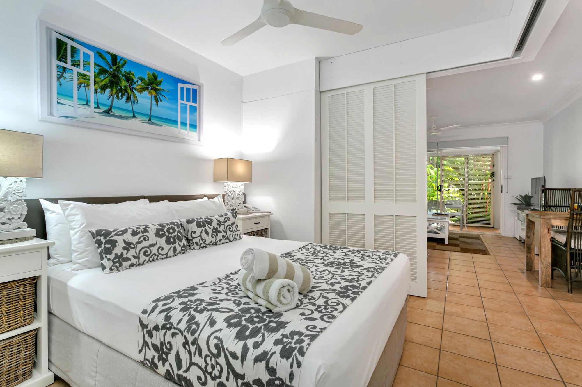 Port Douglas Apartments - Adults Only Oasis Eksteriør billede