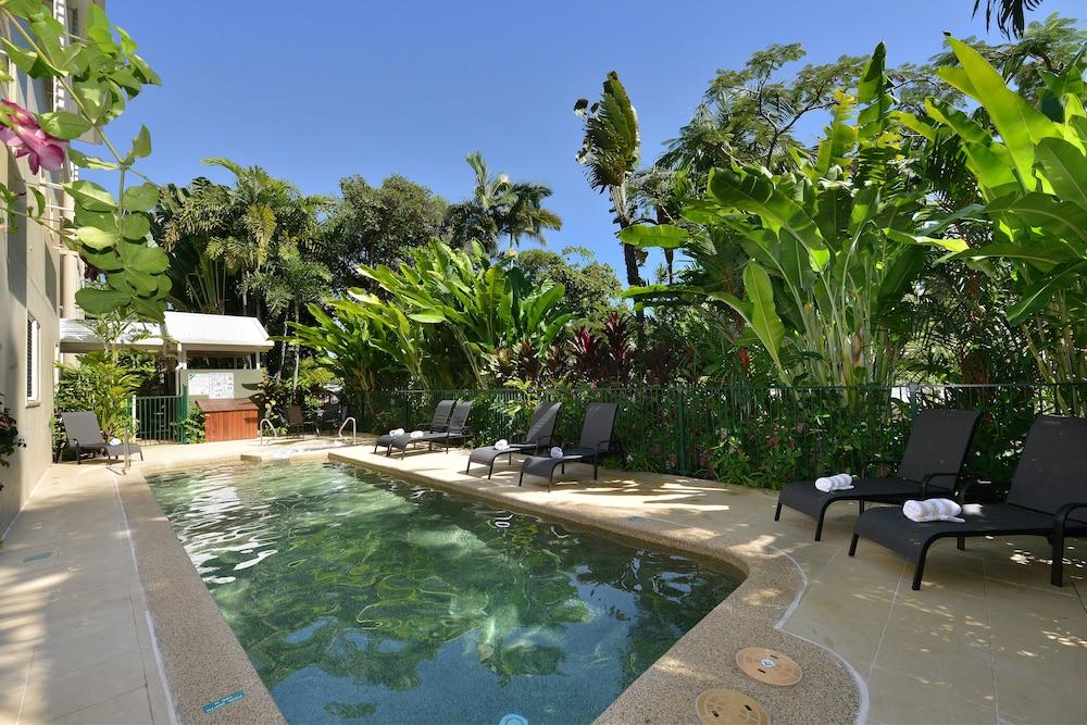 Port Douglas Apartments - Adults Only Oasis Eksteriør billede