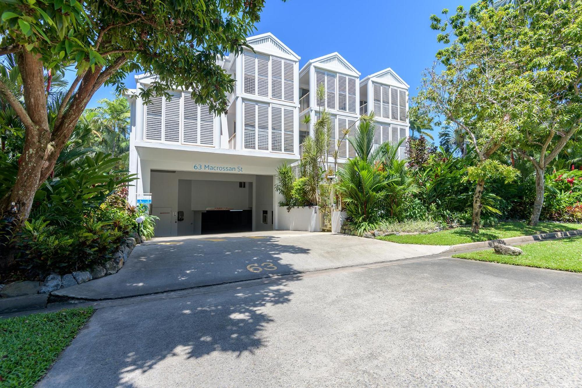 Port Douglas Apartments - Adults Only Oasis Eksteriør billede
